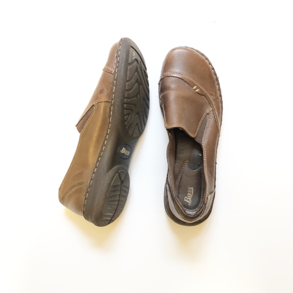 Bass women’s brown slip on shoes